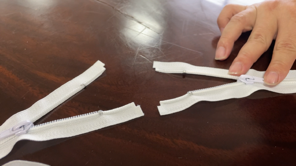 可互换拉链 Interchangeable zippers
